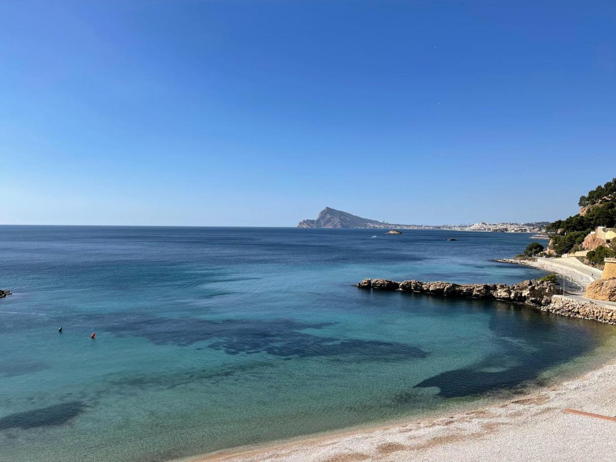 Sunrise Beachfront Apartment By The Marina Altea Luaran gambar